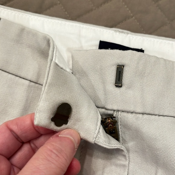 J. Crew Oyster Grey 5" Classic Chino Short/NWT/Size 14 - Picture 12 of 12